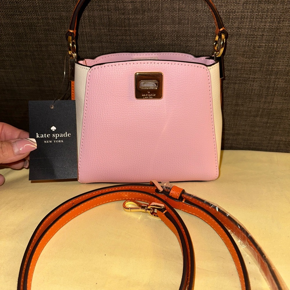NWT! 🌸 Kate Spade Pink and White Satchel - Picture 5 of 9